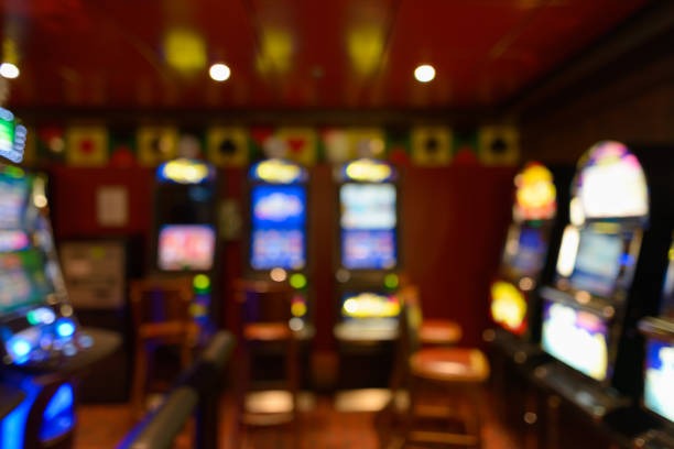 Live Sic Bo dealer and dice table at sakura76 studio